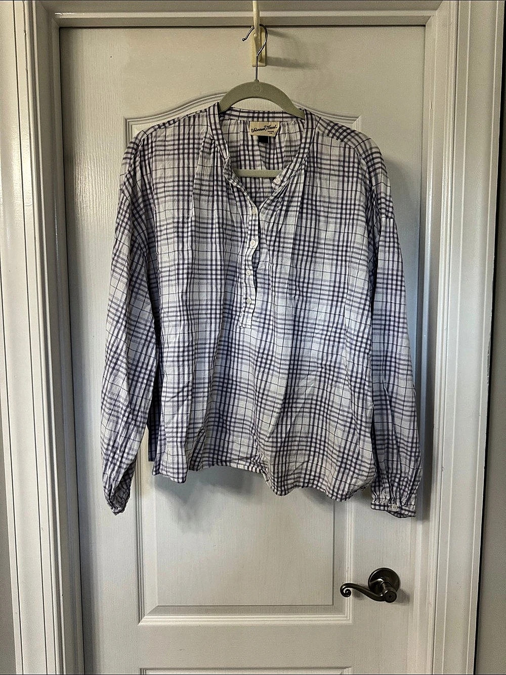 Universal Thread Plaid tunic in Purple & White XL Like New